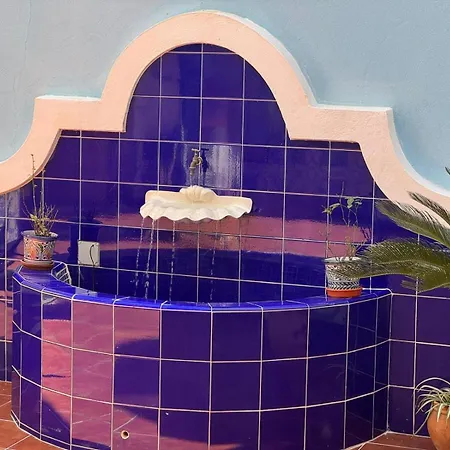 La Casa Azul En El Corazon De Triana